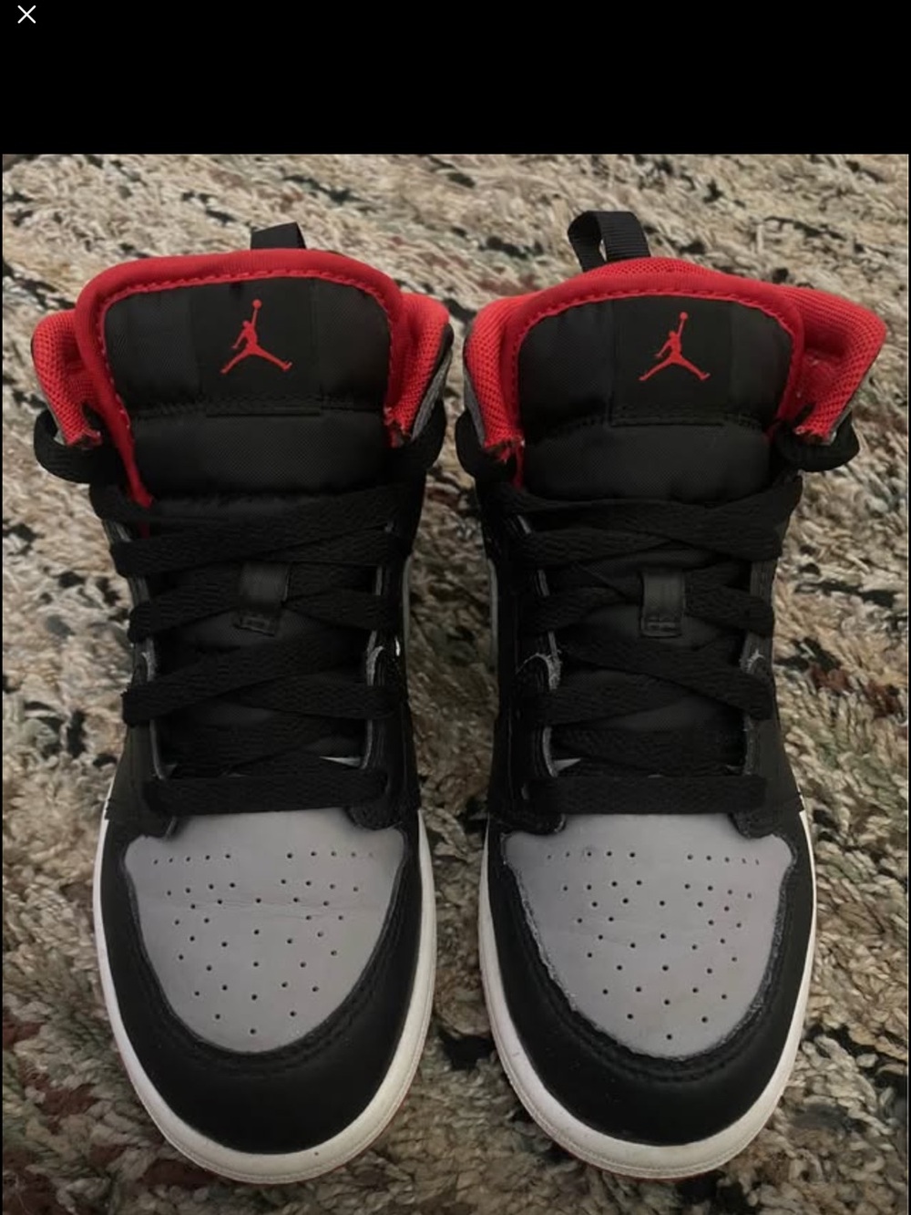 Jordan Kids Air Jordan 1 Mid Bred Shadow Sneakers. Size 1.5Y - Picture 2 of 2